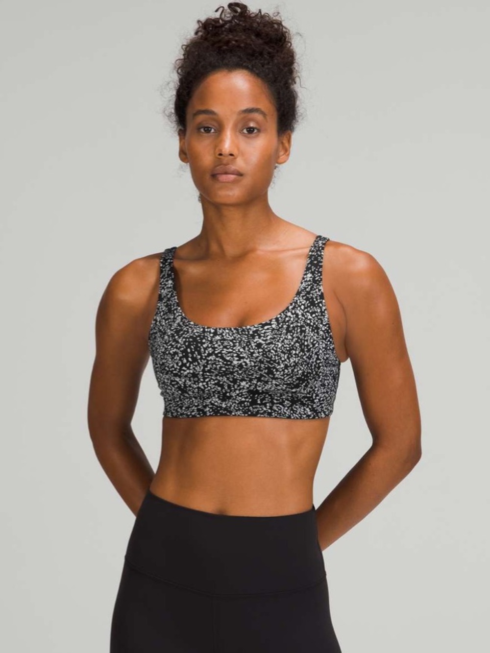 Lululemon in Alignment sports bra A/B